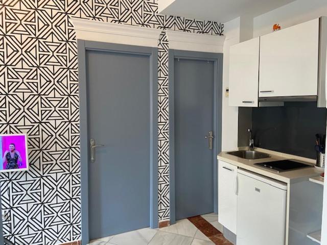 Avenida Apartment